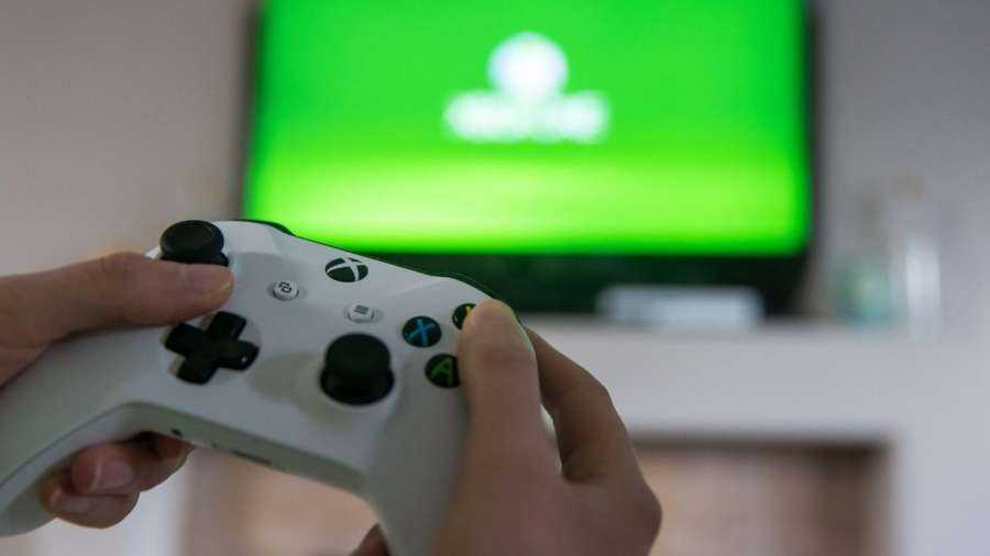 NFT gaming, le mosse di Game Stop e Xbox
